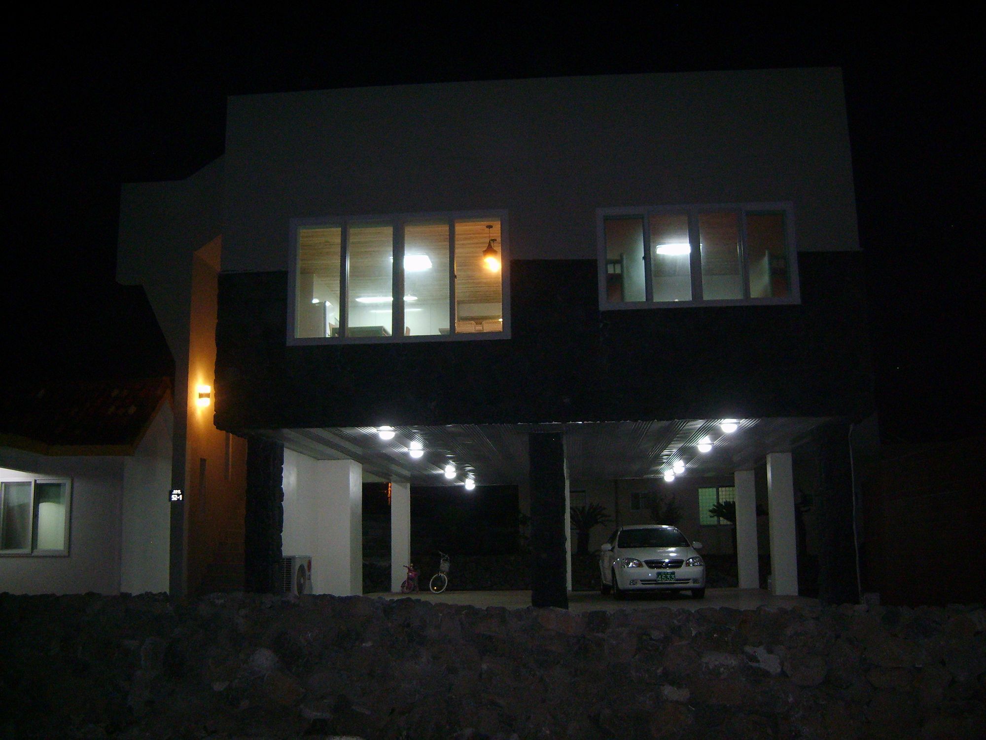 Be Road House Hotel Jeju Exterior photo